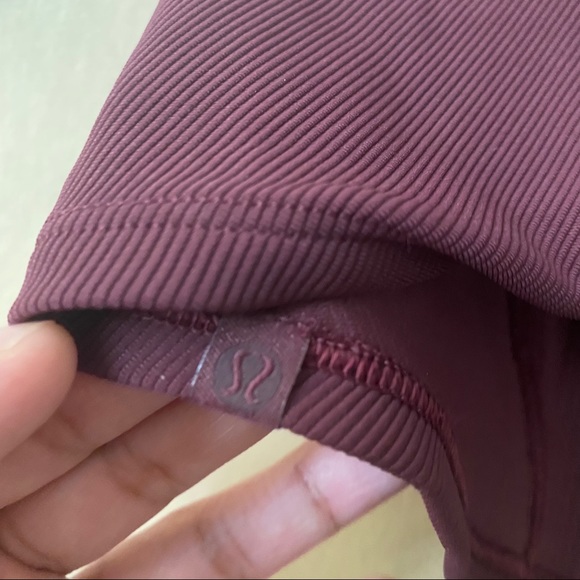 Lululemon Daily Lineup Tank Top Cassis NWT - Picture 6 of 6